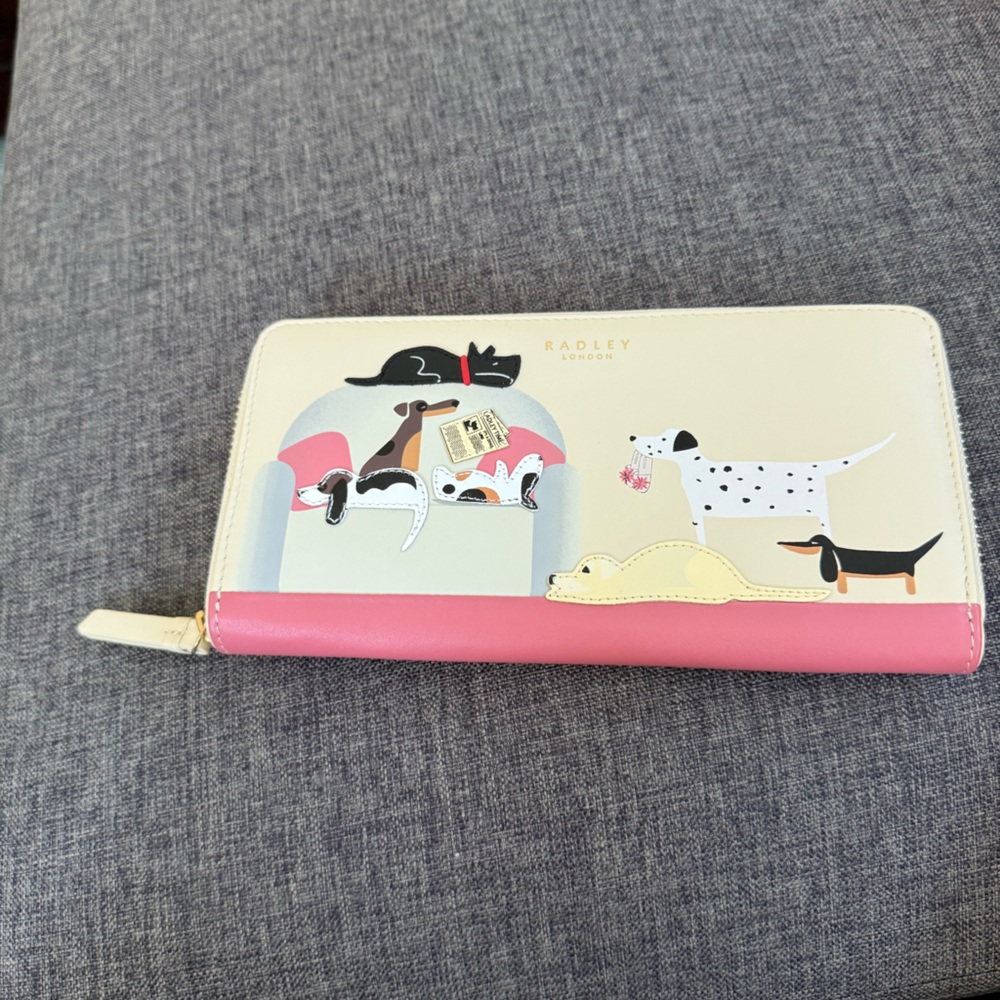 RADLEY LONDON Cream Wallet with Pink and Black Accents